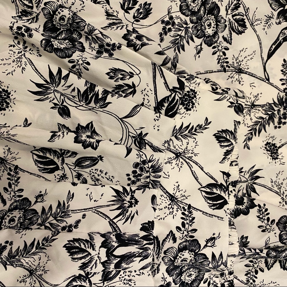 Retro Floral Drawn Gauchos - image 2